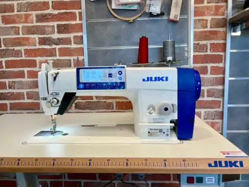 machine à coudre industrielle, piqueuse plate DDL 8000A JUKI