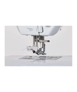 Machine à coudre électronique BROTHER Innovis F560